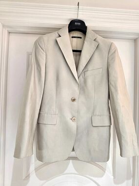 BOSS Cream Blazer Size 8
